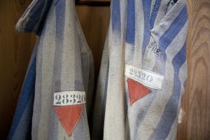Dachau Concentration Camp 14 sm.jpg